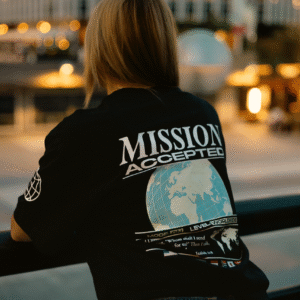 Camiseta Mission Black - Image 1